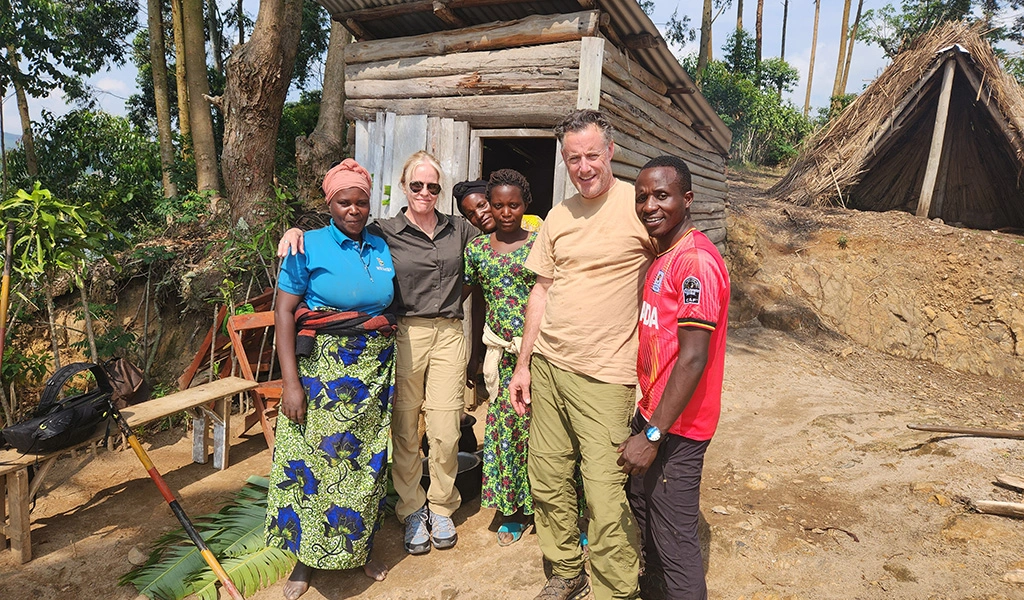 communities-at-lake-mutanda