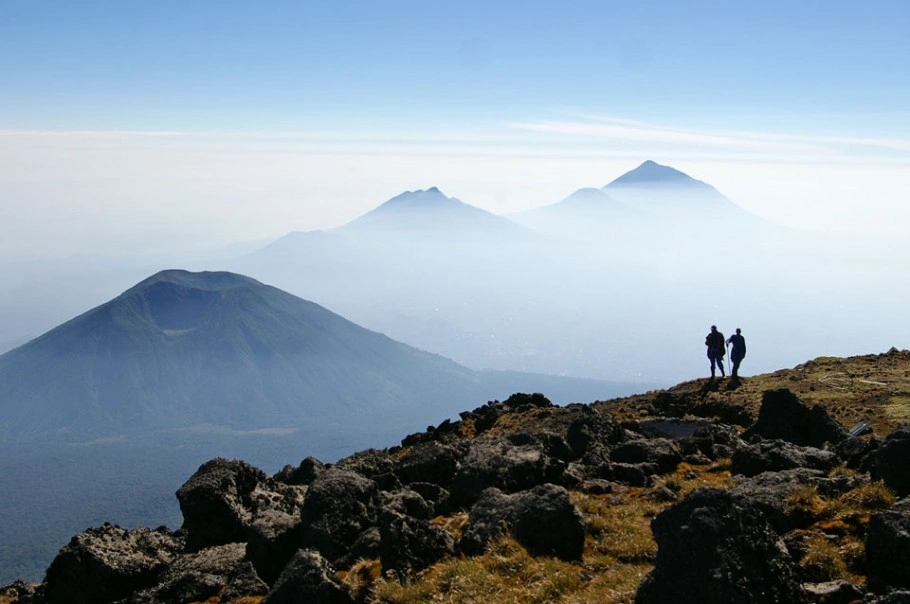 Virunga-Volcanoes-climbing